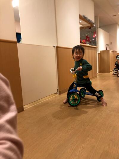 ソラスト成増保育園　2歳児　運動遊び　４
