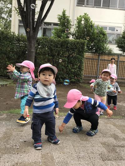 2019年10月1歳児クラスお散歩2