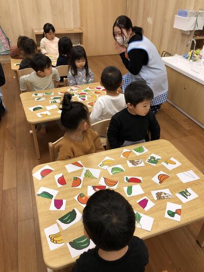 １２月武蔵中原保育園２歳児ブログ　１.JPG