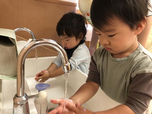 202211成増／めばえ手洗い.JPG