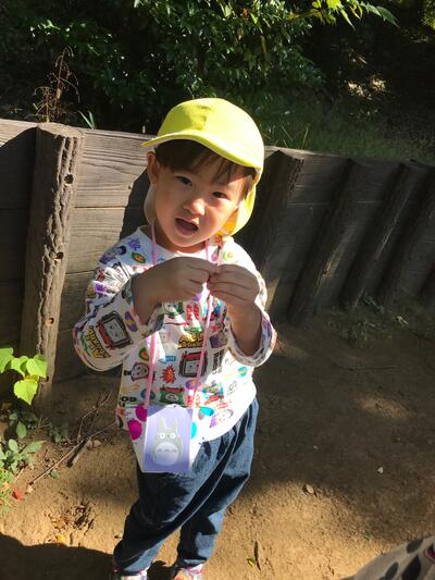ソラスト成増保育園☆２歳児　自然遊び　９