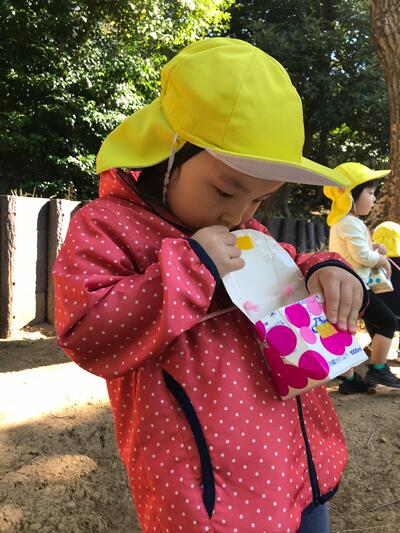 ソラスト成増保育園☆２歳児　自然遊び　１０