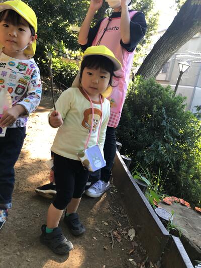 ソラスト成増保育園☆２歳児　自然遊び　７