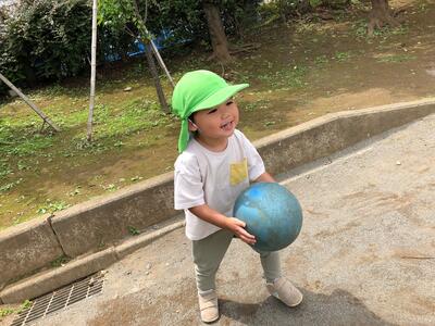 ソラスト成増保育園☆２歳児　公園遊び　６