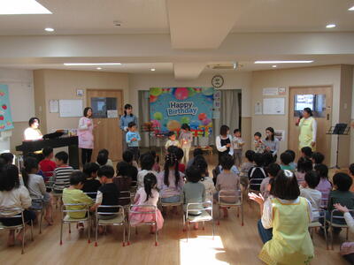 202504府中誕生日本園2.JPG