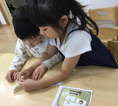 2025 4ソラスト高津保育園朝ごはん⑧.JPG