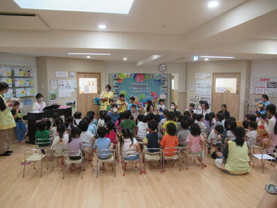 202506府中誕生日本園.jpg