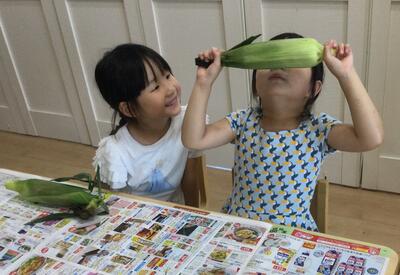 2025 7.10 ソラスト高津保育園とうもろこし④.JPG