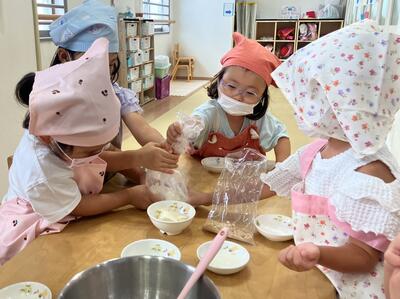 2025 9 18ソラスト高津保育園パン作り②.jpg