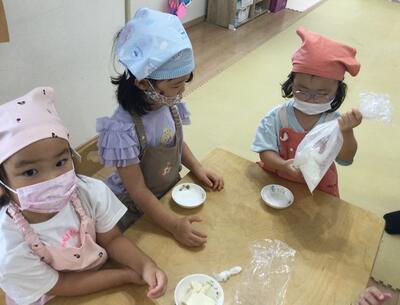 2025 9 18ソラスト高津保育園パン作り③.JPG