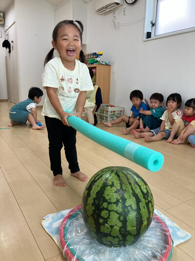 20250821ｿﾗｽﾄ関町スイカ割り (12).jpg