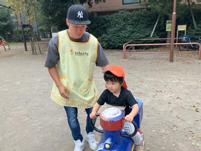 中村橋保育園'25年10月こころ　戸外活動 (2).jpg