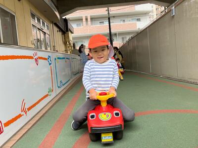 中村橋保育園'25年10月こころ　戸外活動 (9).jpg