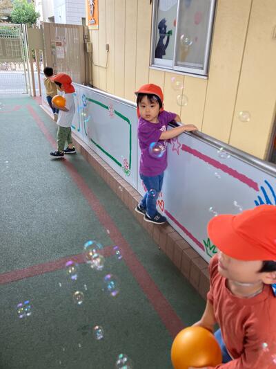 中村橋保育園'25年10月こだま　戸外活動 (3).jpg