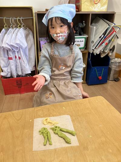 2025 11 19ソラスト高津保育園クッキー⑧.jpg