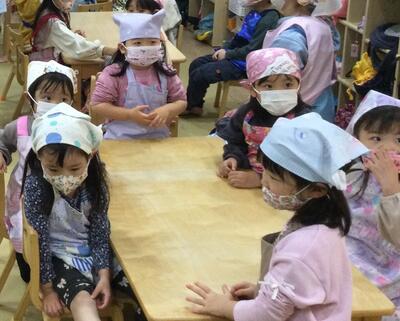 2025 12ソラスト高津保育園ケーキ①.JPG