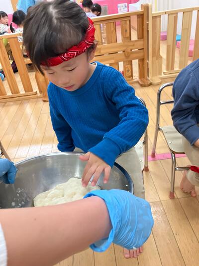 中村橋保育園'26年1月餅つき (5).jpg