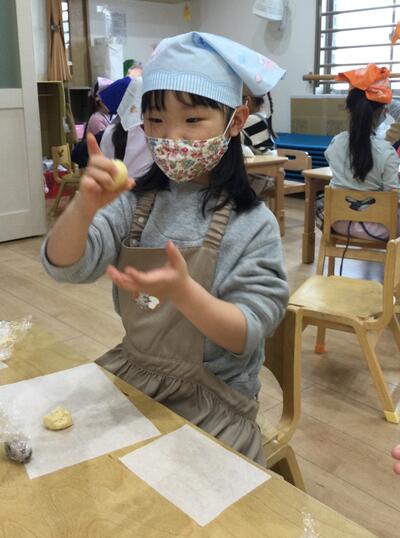 2026 3 18ソラスト高津保育園クッキー⑦.JPG