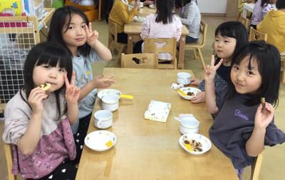 2026 3 18ソラスト高津保育園クッキー⑬.JPG