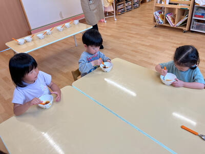 ドレッシング混ぜ混ぜ.jpg