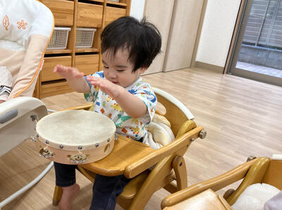 10160713ソラストなかのさかうえ保育園０歳児室内.jpg