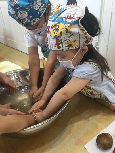 2026.8.20ソラスト高津保育園　じゃがいも②.JPG